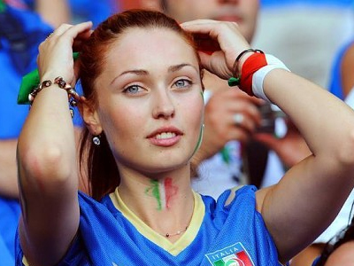 Βάζει γκολ η Ιταλία