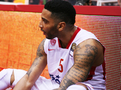 «Νυστέρι» για Λο