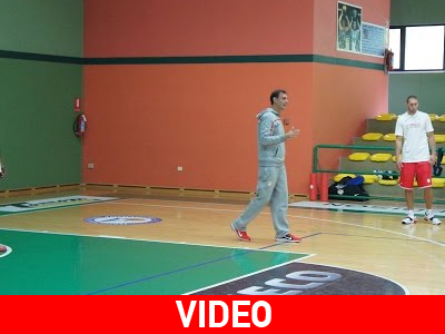 Η ομιλία του Μπαρτζώκα στους παίκτες του Ολυμπιακού