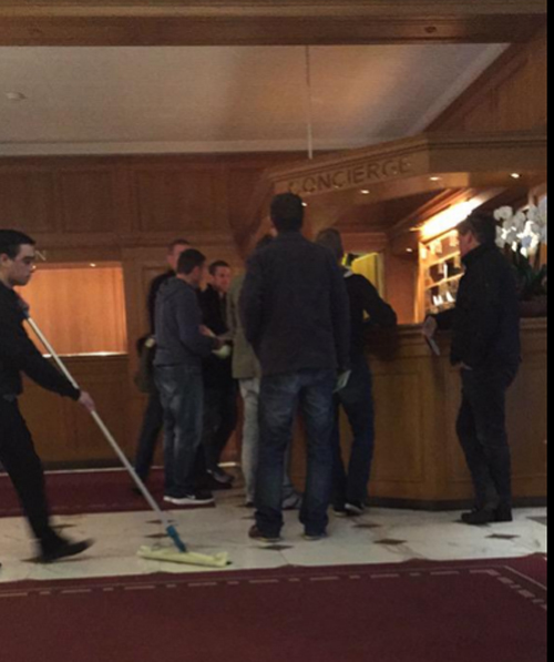 Οι άνδρες του FBI στο ξενοδοχείο της Ελβετίας