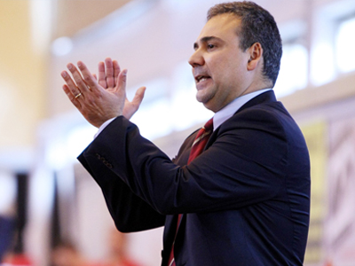 Αποχωρούν Ράινκε και Μέιναρντ