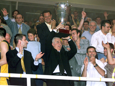 Ανακοίνωσε Σάκοτα η ΑΕΚ Ανακοίνωσε Σάκοτα η ΑΕΚ