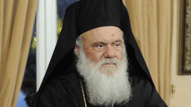 Ιερώνυμος: «Στοιβάζουμε τους μετανάστες σαν πρόβατα για σφαγή…»