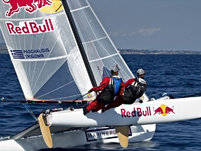 «Χρυσά» πανιά στην Ιταλία