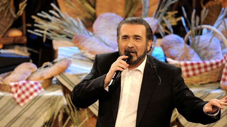 Απόψε εκτάκτως έχει Λάκη και «Aλ Τσαντίρι Νιουζ»