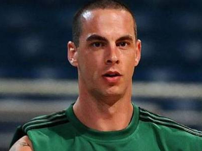 Ο Αρ Τι Γκουίν δεν ξεχνά