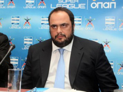 «Δεν τα παρατάμε»