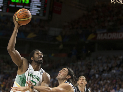 «Αφεντικό» η Βραζιλία, 85-65 την Αργεντινή