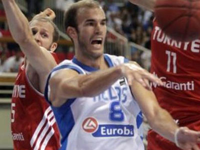 Καλάθης: «Νιώθω υπέροχα να παίζω με αυτά τα παιδιά»