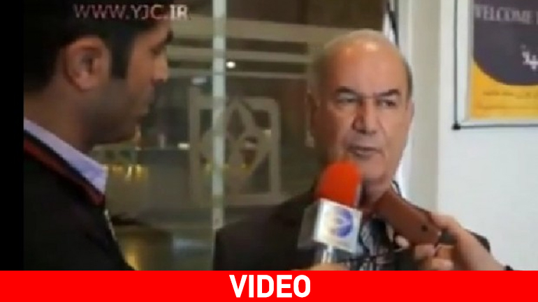 Χτύπησε τον δημοσιογράφο στα γεννητικά του όργανα!