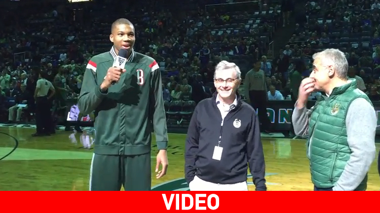 Ευχαρίστησε το κοινό των Μπακς ο Αντετοκούνμπο