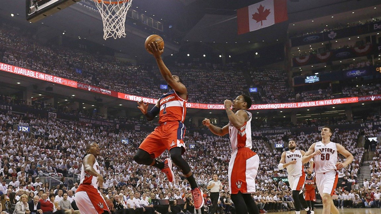 «Break» οι Ουίζαρντς, 93-86 τους Ράπτορς