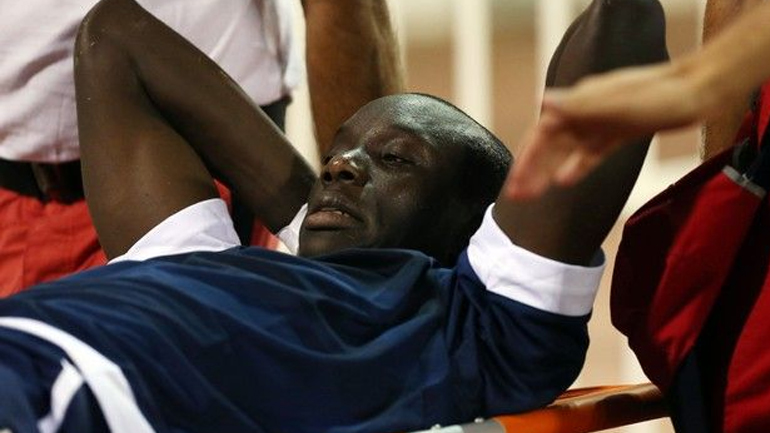 Νοκ-άουτ ο Εμπόου