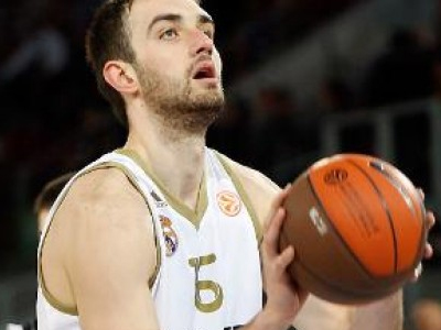 Στα ερυθρόλευκα ο Μπέγκιτς