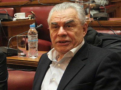 Τέλειωνε, παίζει ο θρύλος