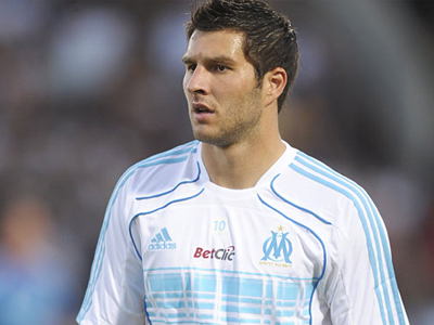 Αναζητά τον σέντερ φορ ο Ολυμπιακός