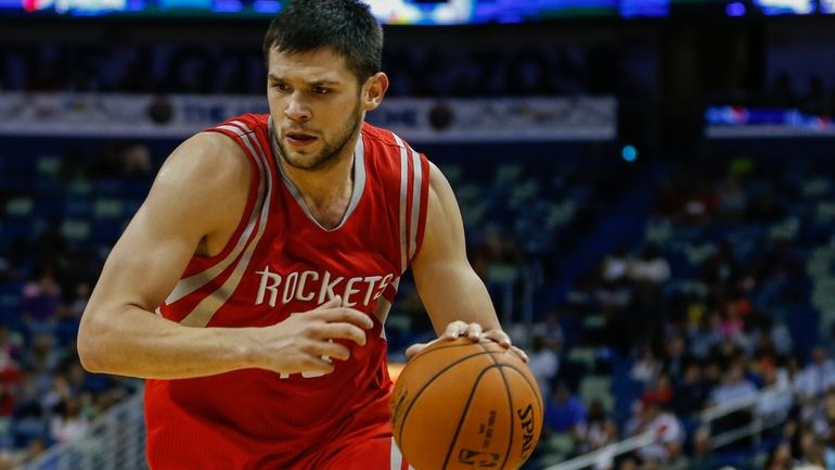 Συνεχίζει στους Ρόκετς ο Παπανικολάου