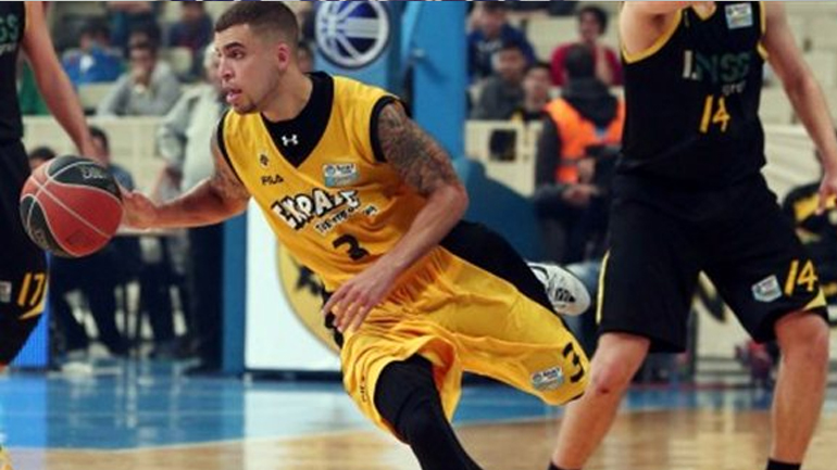 Στους Σίξερς ο Γουίλμπεκιν