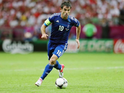 Κυνηγάει επιθετικό και Καραγκούνη