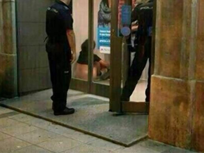 Τους έπιασαν να κάνουν έρωτα… δίπλα σε ΑΤΜ