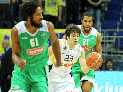 Φενέρμπαχτσε Ούλκερ: Σάρωσε και είναι μόνη πρώτη