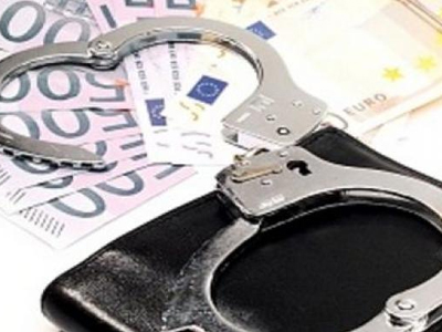 Συνελήφθη για χρέη 17 εκατ. ευρώ Συνελήφθη για χρέη 17 εκατ. ευρώ
