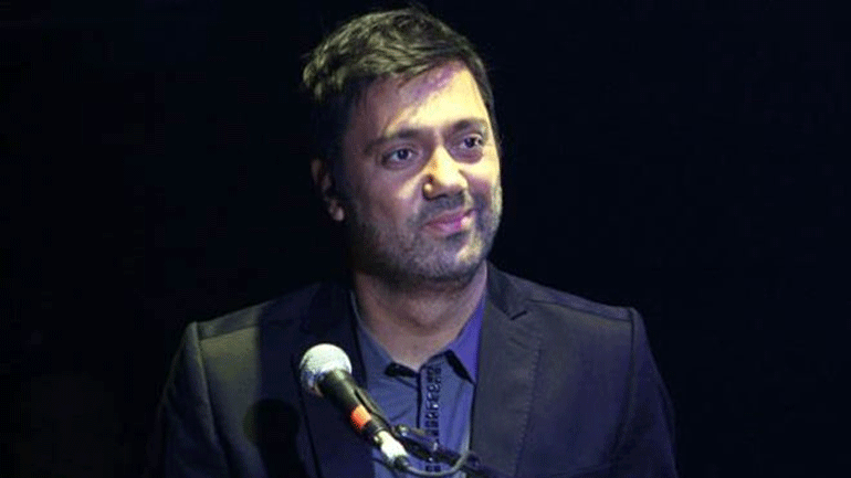 Η άλλη πλευρά του Θεοφάνους: Συμμετέχει στην καταπολέμηση της σεξουαλικής κακοποίησης!