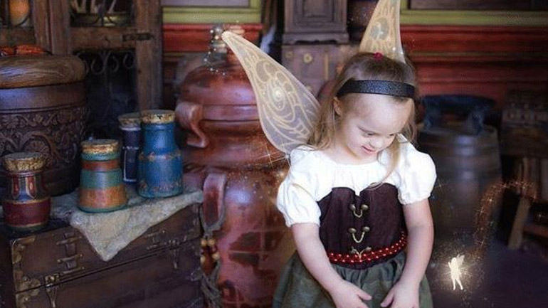 Tετράχρονη πριγκίπισσα με σύνδρομο Down κατακτά την Disney