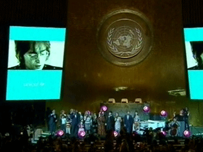 Όλοι οι σταρ τραγουδούν το Imagine