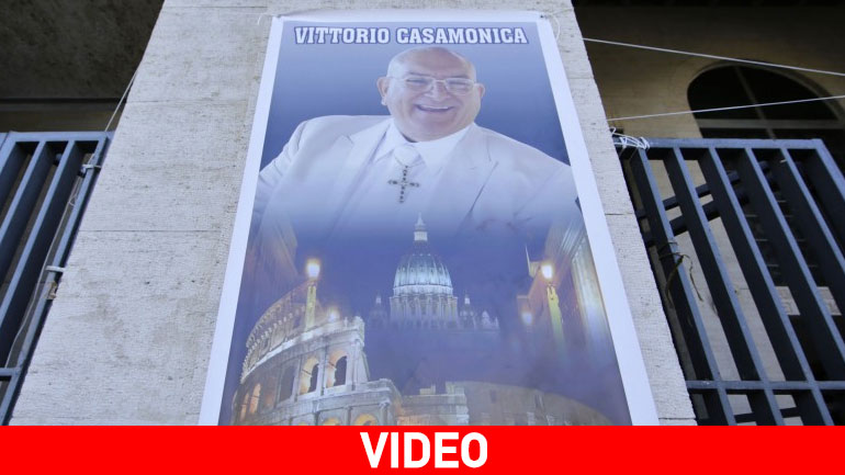 H μεγαλειώδης κηδεία του αρχινονού της Ιταλίας  που προκάλεσε σάλο