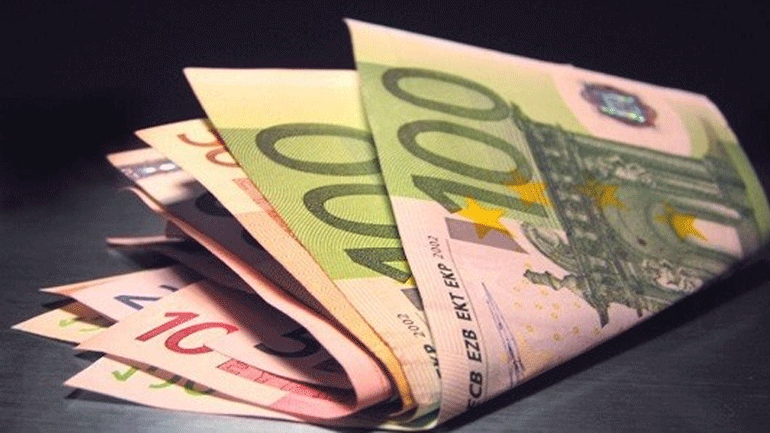 «Έκπληξη» τα έσοδα του Μαρτίου