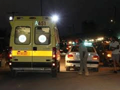 Νταλίκα ανετράπη στην εθνική οδό- Από θαύμα σώθηκε ο οδηγός