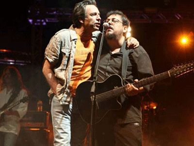 Μαχαιρίτσας – Τσακνής: Μια φιλία που «μπήκε στον πάγο»! Τι έχει συμβεί;