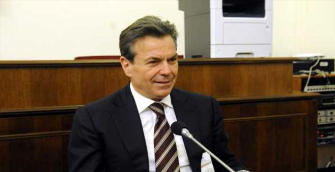 Σχέδιο για είσπραξη συγκεκριμένου ποσού μέσω των αποδείξεων, υπέρ των Ταμείων