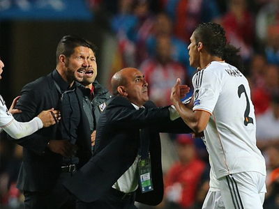 Στην εξέδρα ο Σιμεόνε!