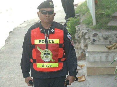 Αστυνομικός έκρυβε στο σπίτι του 24 εκατομμύρια ευρώ