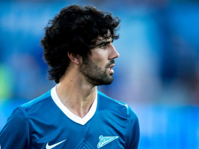 Ολυμπιακός: Εν αναμονή του κεντρικού αμυντικού