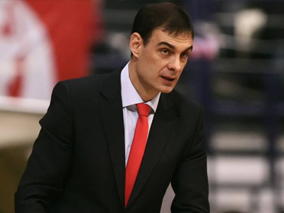 Με το… δεξί ο Ολυμπιακός