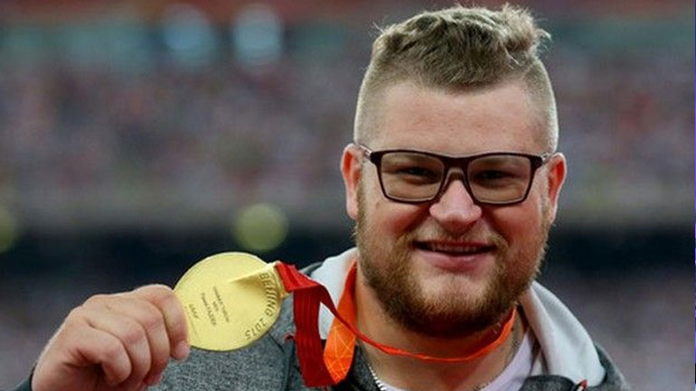 Έγινε… λιώμα και πλήρωσε το ταξί με το χρυσό μετάλλιο!