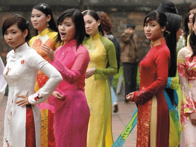 Μυστήριο: Αγνοούνται 100 νύφες- Παντρεύτηκαν και εξαφανίστηκαν