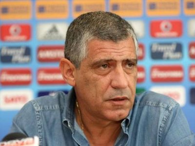 Υπογράφει στην Πορτογαλία ο Σάντος