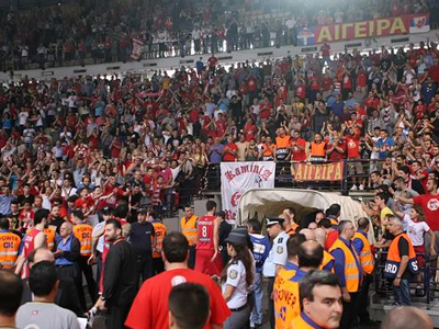 Στον πλευρό της ομάδας οι φίλοι του Ολυμπιακού!