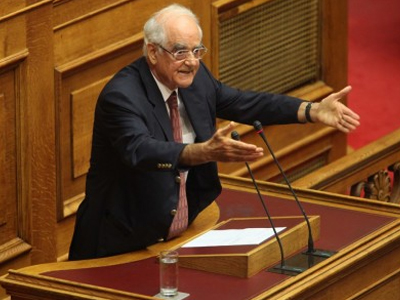 Γαλατσιώτικα γιούχα στον πρώην πρόεδρο της Βουλής