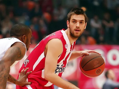 «Έχω συμβόλαιο με την ομάδα του Ολυμπιακού»