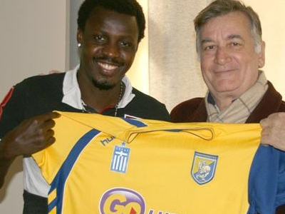 Επίσημα στον Παναιτωλικό ο Ακαλέ