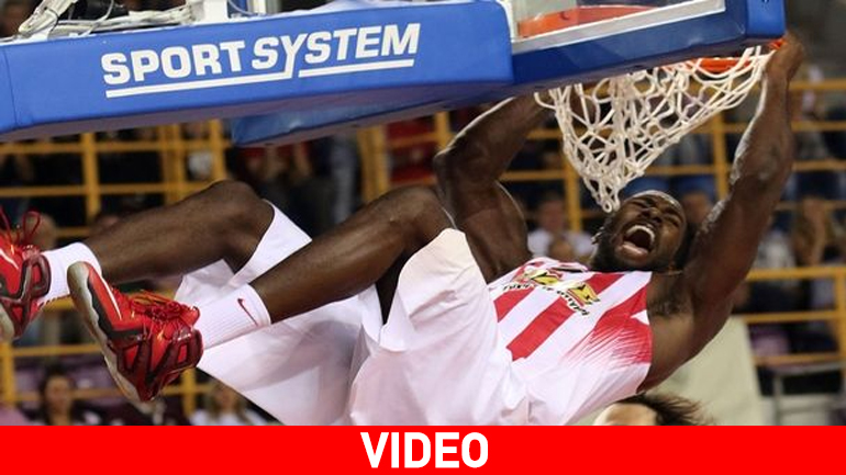 Τα highlights από το Ολυμπιακός – Τσεντεβίτα