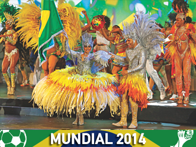 Σόου πριν τη σέντρα στο Μουντιάλ!