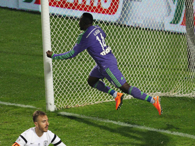 Τρεις εβδομάδες νοκ-άουτ ο Ατζαγκούν