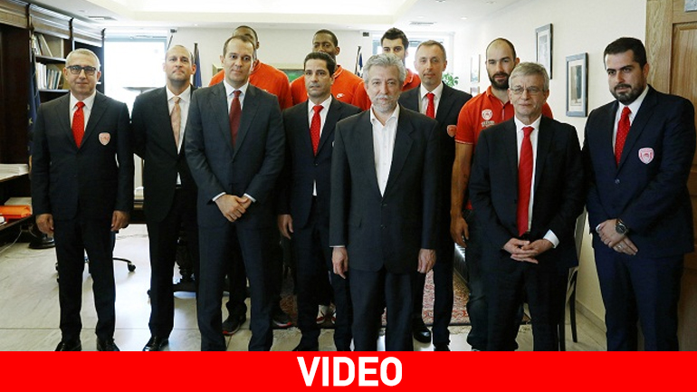 Η επίσκεψη του Ολυμπιακού στον Σταύρο Κοντονή