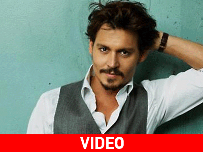 Κι όμως! Ποια φιλάει τον Johnny Depp και…αηδιάζει;